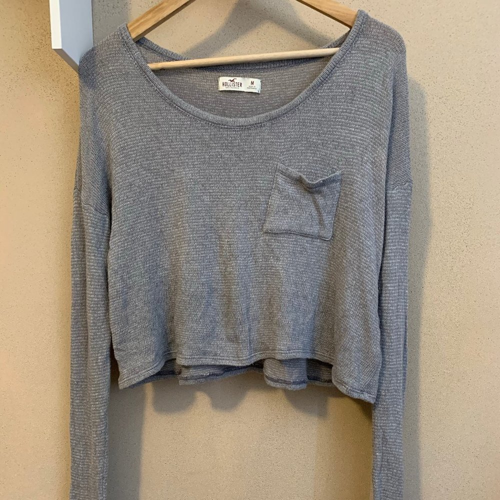 Hollister Cropped Sweater